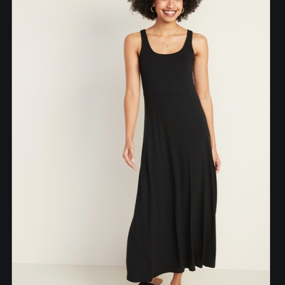 NEW LISTING‼️OLD NAVY Maxi Dress - Picture 7 of 16